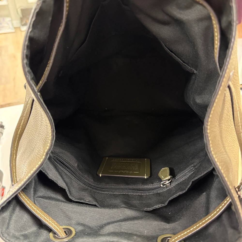 Mens Coach Backpack - Picture 9 of 11